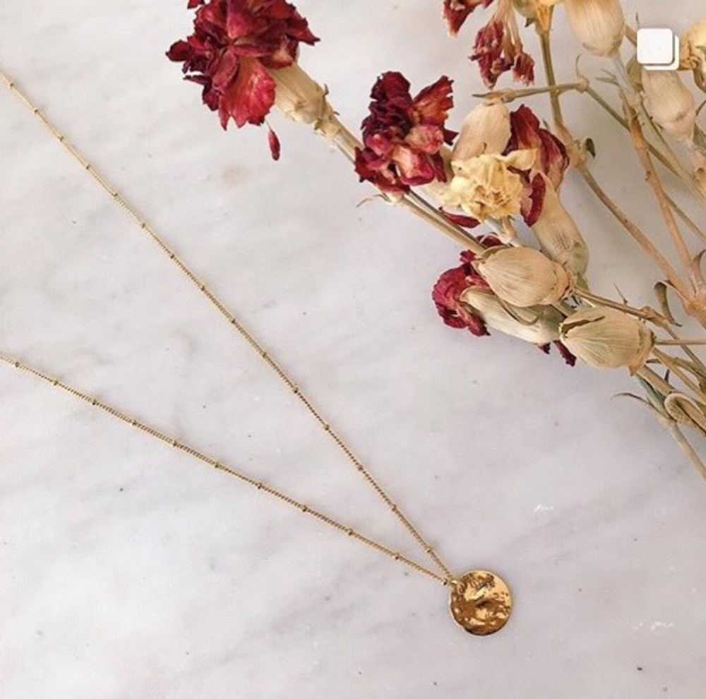 Collier médaillon long