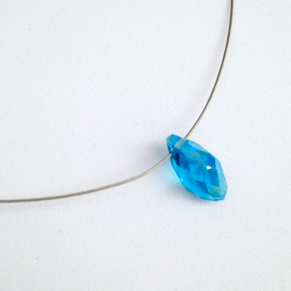 Collier Ras du cou larme bleu azur