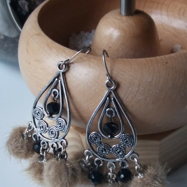 Boucles d'oreilles pompons