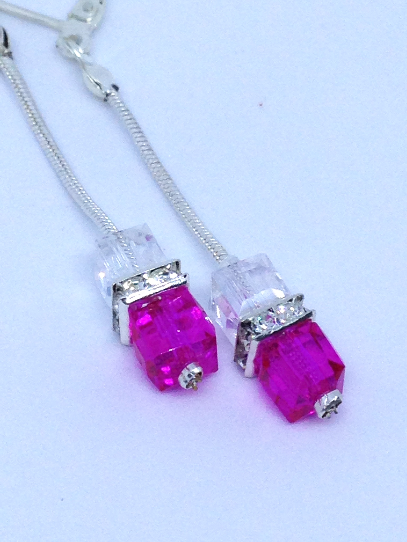 Boucles d'oreilles rose fuchsia – Image 2