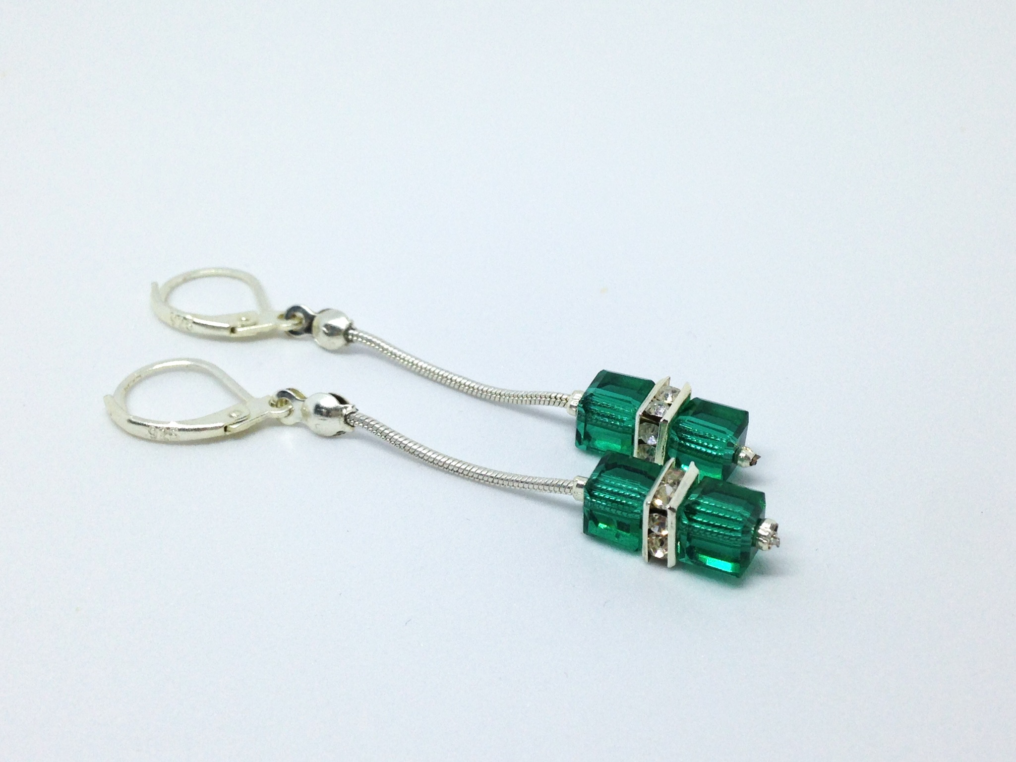 Boucles d'oreilles cube "vert émeraude"