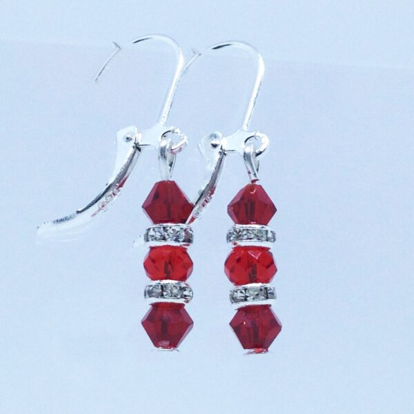 Boucles d'oreilles rouges mini