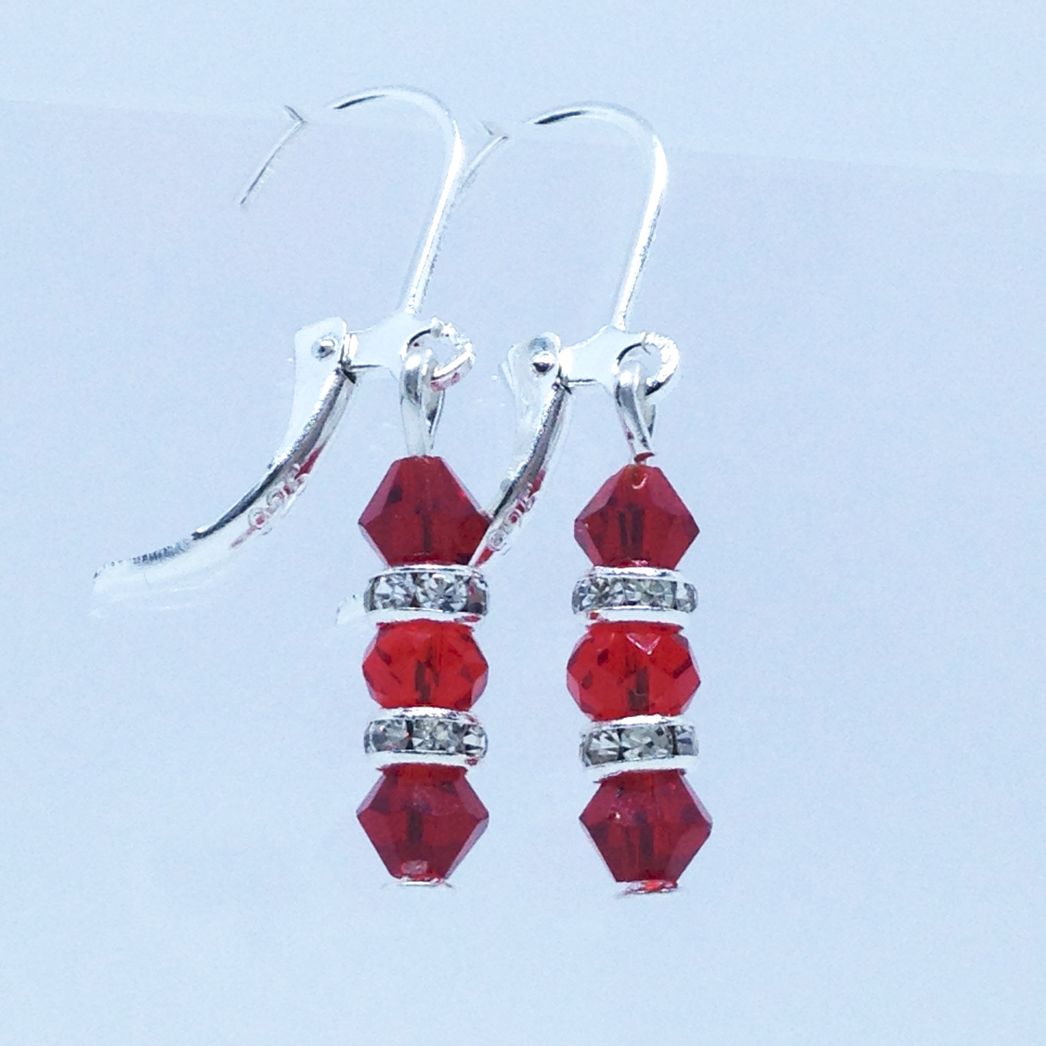 Boucles d'oreilles rouges mini