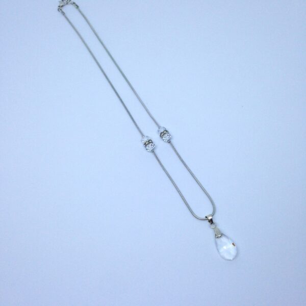 Collier cristal avec larme
