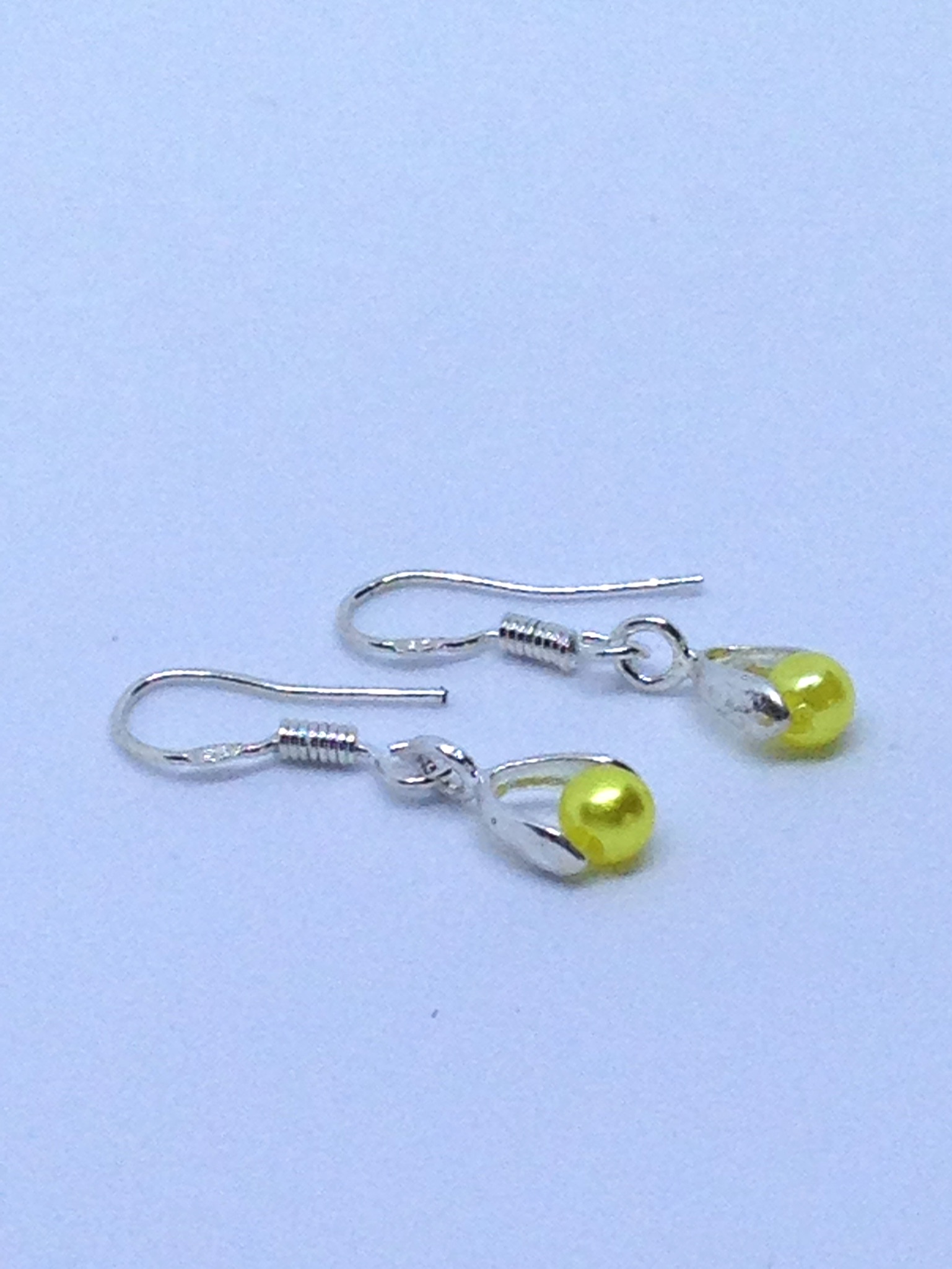 Boucles d'oreilles fille perle jaune