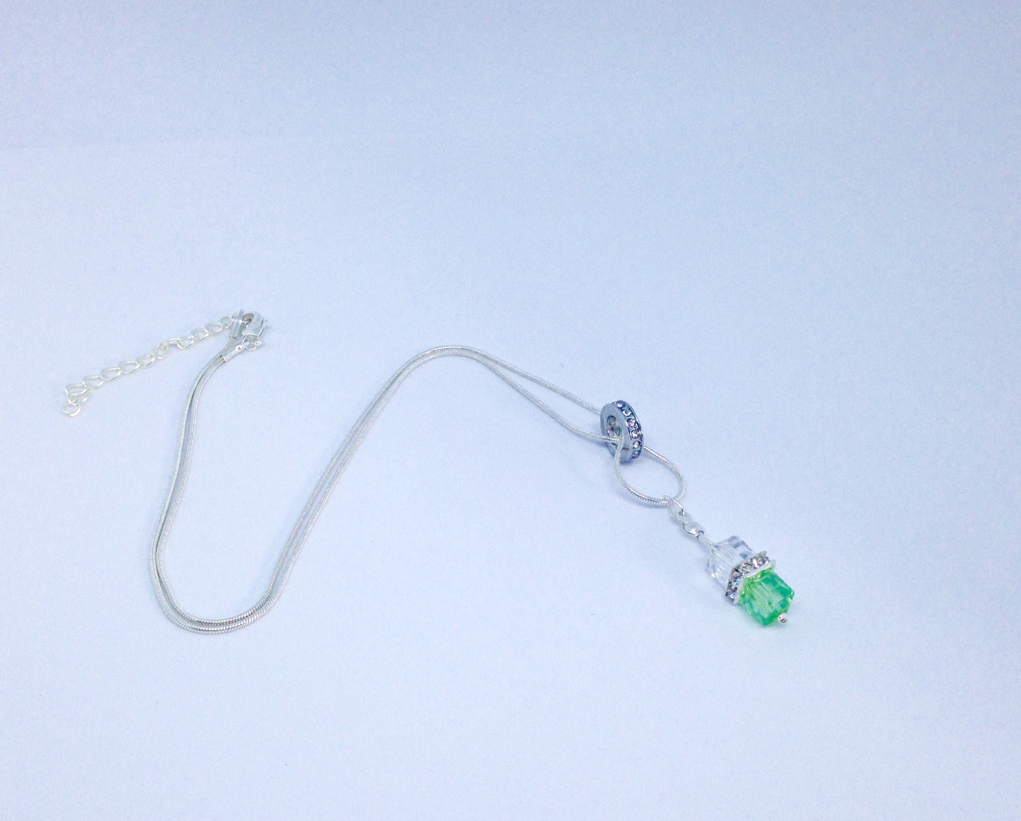 Collier escalade-vert lumineux